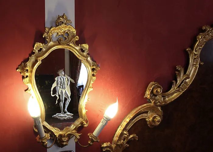 サン モイス ホテル 3*