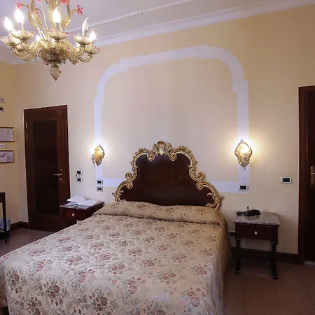Hotel San Moise