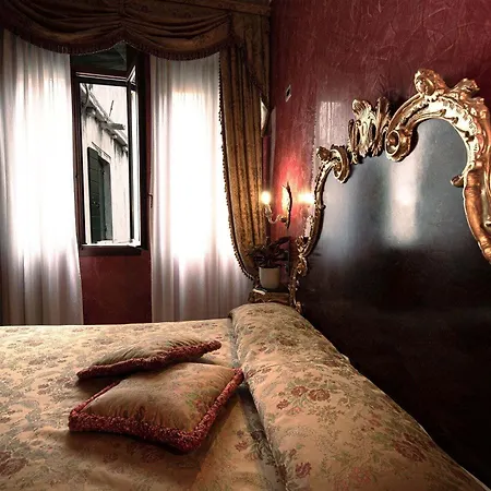 Hotel San Moise Venedig