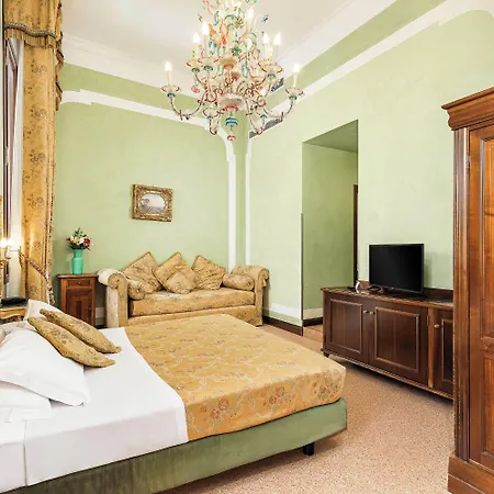 Hotell San Moise 3*