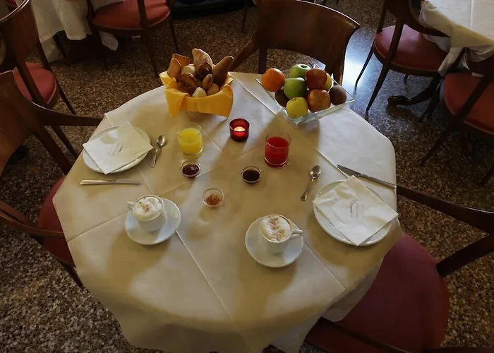 Hotel San Moise Venedig